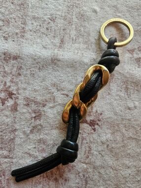 Bottega Veneta Intreccio leather and chain keyring